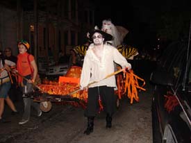 6T'9-Social-Aid-&-Pleasure-Club-Halloween-New-Orleans-2007-00016