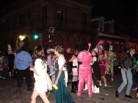 6T'9-Social-Aid-&-Pleasure-Club-Halloween-New-Orleans-2007-00029