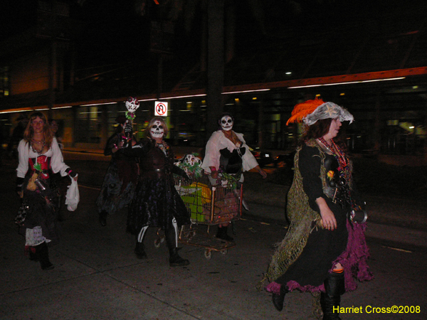 Krewe-of-Boo-New-Orleans-Halloween-Parade-2008-0394