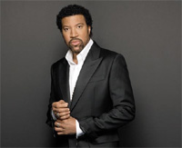 Lionel Ritchie New Orleans Jazz and Heritage Festival